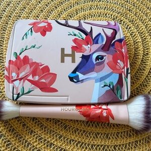 Hourglass Floral Deer Compact & Matching Double-Ended Brush - Pink, Coral, Gold